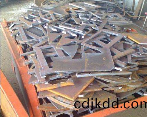 廢舊(jiu)鋼(gang)材(cai)迴收(shou)