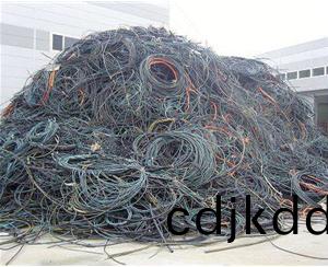 電(dian)線電(dian)纜(lan)迴(hui)收(shou)