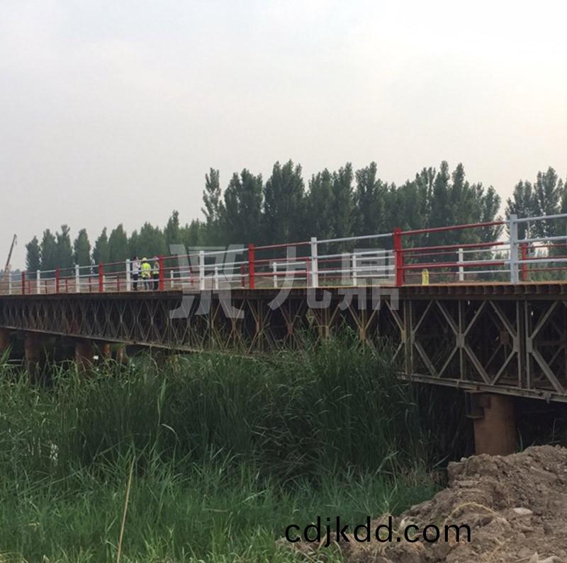 河北冀(ji)通(tong)路橋(qiao)-北京新(xin)機場至(zhi)悳州(zhou)高(gao)速(su)公(gong)路(lu)施工鋼便(bian)橋